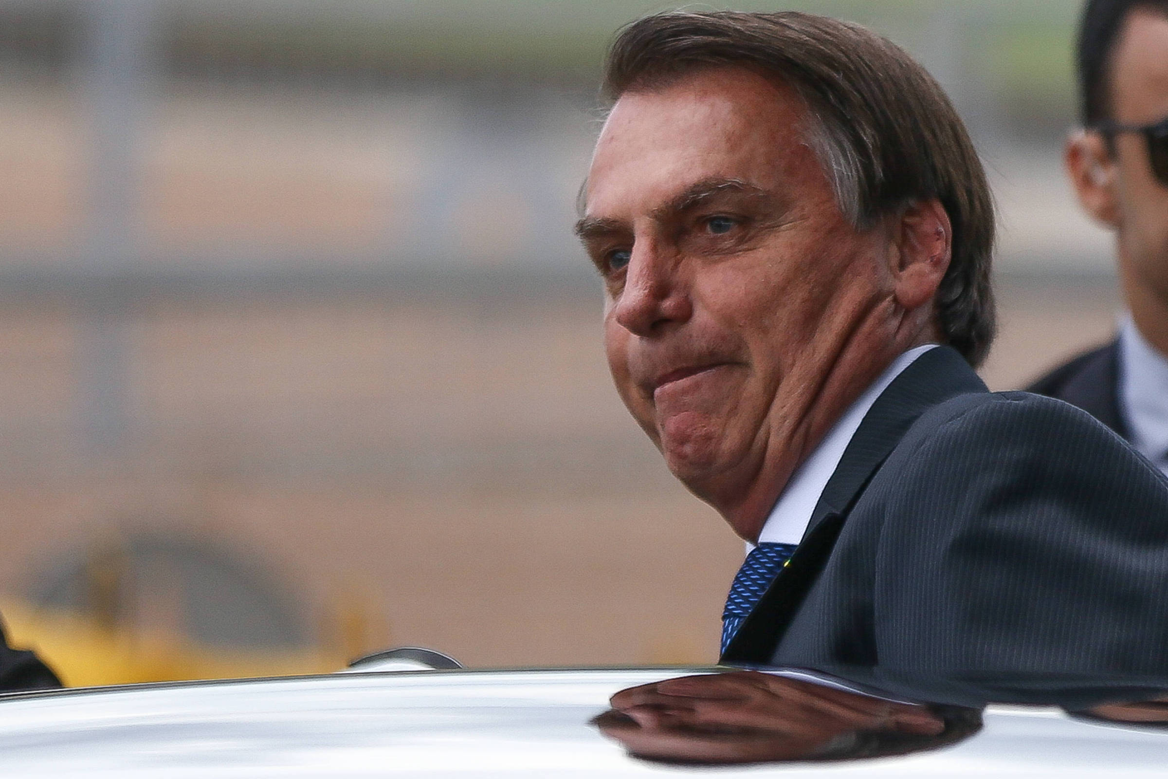 Bolsonaro teme derrota e avalia projeto de lei para programa Verde e Amarelo